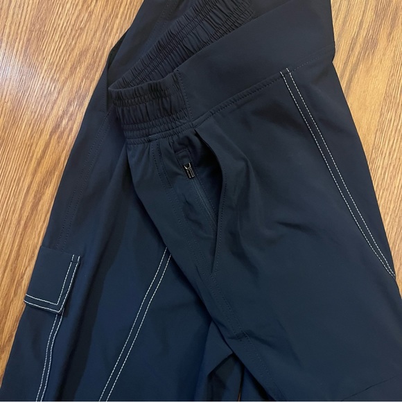 NWOT Athleta Chelsea Utility Jogger navy blue - Picture 9 of 12
